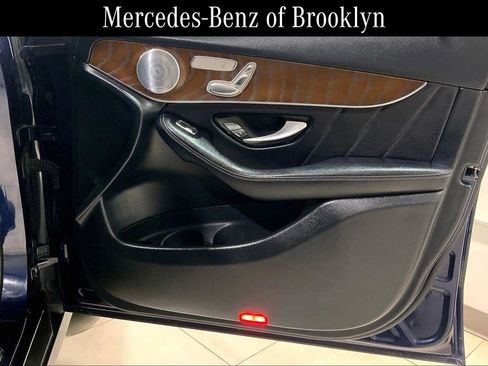 Certified 2018 Mercedes-Benz GLC 300 4MATIC image 23
