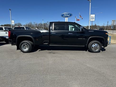 Used 2021 Chevrolet Silverado 3500 High Country image 3