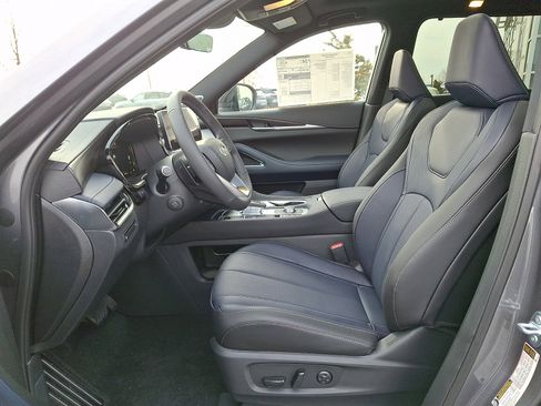 New 2026 INFINITI QX60 Sport w/ Dark Cargo Package image 10