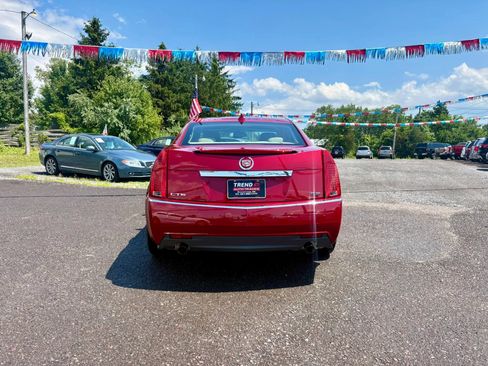 Used 2010 Cadillac CTS Premium RWD image 5
