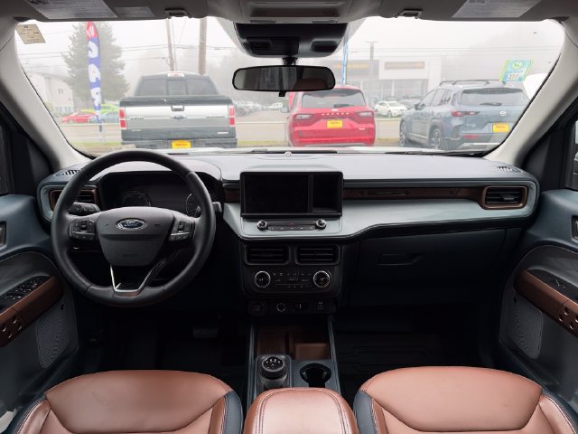 Used 2023 Ford Maverick Lariat w/ Lariat Luxury Package FWD image 11