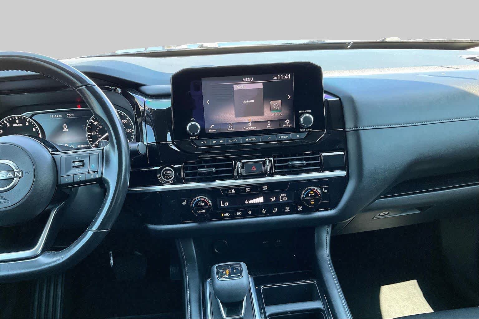 Used 2022 Nissan Pathfinder SV FWD image 6