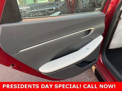 Used 2023 Hyundai Sonata SEL w/ Cargo Package image 10