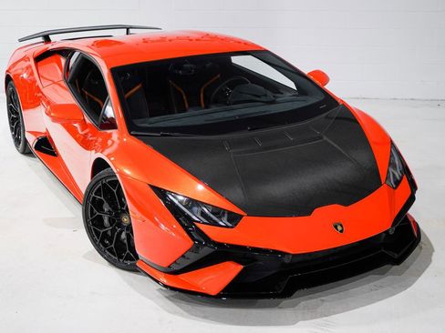 Used 2024 Lamborghini Huracan Tecnica image 27