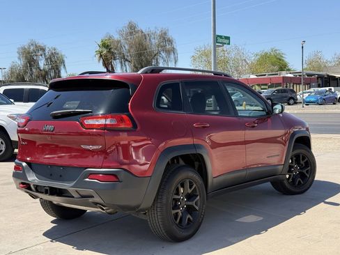Used 2015 Jeep Cherokee Trailhawk w/ Comfort/Convenience Group AWD/4WD image 5