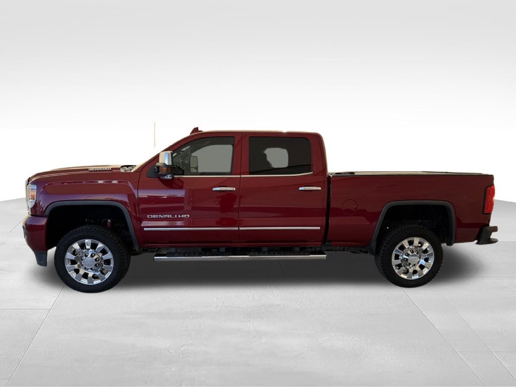 Used 2018 GMC Sierra 3500 Denali w/ Duramax Plus Package AWD/4WD image 12