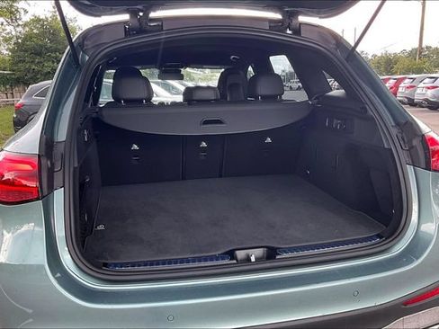 Certified 2025 Mercedes-Benz GLC 300 image 24