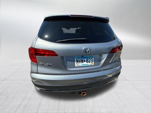 Used 2016 Honda Pilot Elite image 4