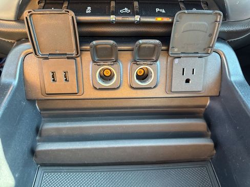 Used 2018 GMC Sierra 1500 SLT w/ Texas SLT Premium Package image 48