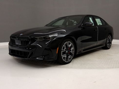 New 2026 BMW 530i w/ M Sport Package RWD image 33