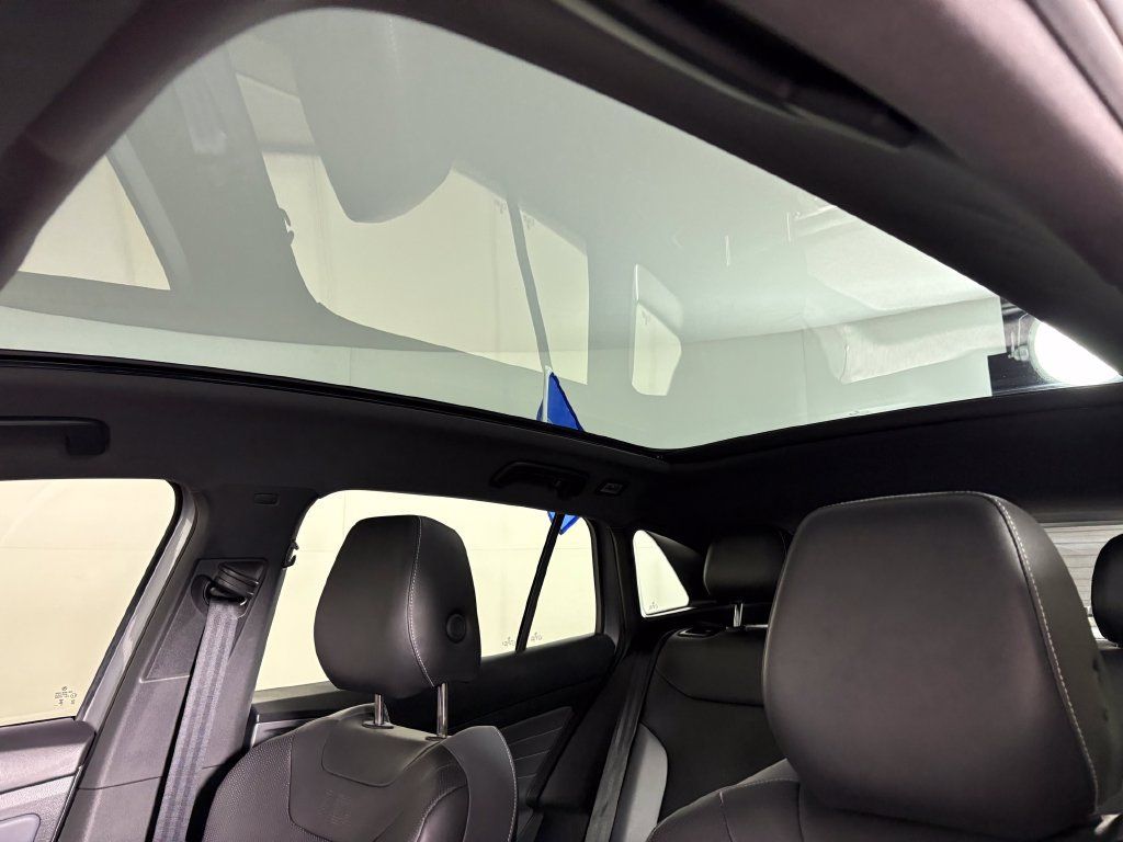 Used 2023 Volkswagen ID.4 Pro S AWD/4WD image 25