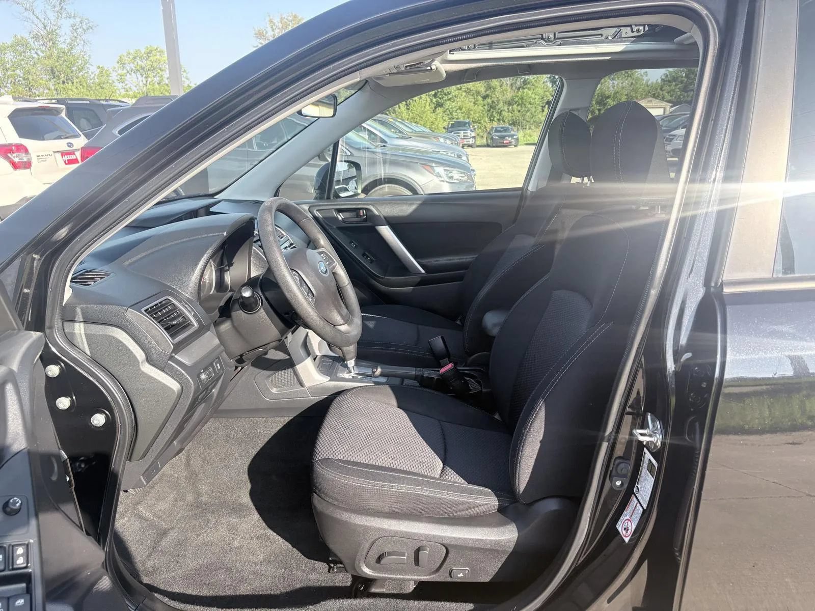 Used 2016 Subaru Forester 2.5i Premium AWD/4WD image 11