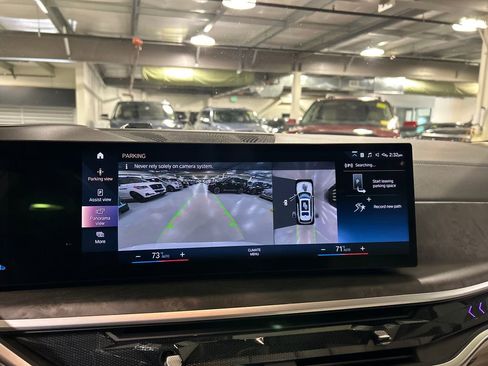 Used 2023 BMW X7 xDrive40i w/ Premium Package AWD/4WD image 17