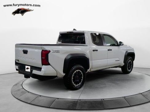 Used 2024 Toyota Tacoma TRD Sport image 6
