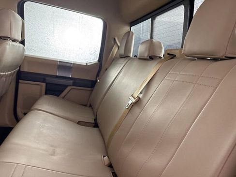 Used 2015 Ford F150 XLT w/ Equipment Group 302A Luxury image 13