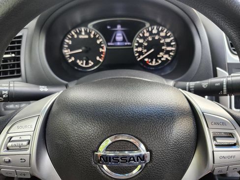 Used 2018 Nissan Altima 2.5 S w/ S Convenience Package image 11