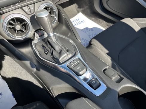 Used 2023 Chevrolet Camaro LT RWD image 25