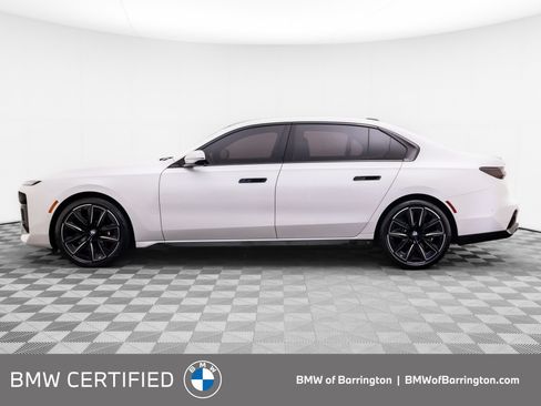 Certified 2023 BMW 760i xDrive w/ Executive Package AWD/4WD image 2