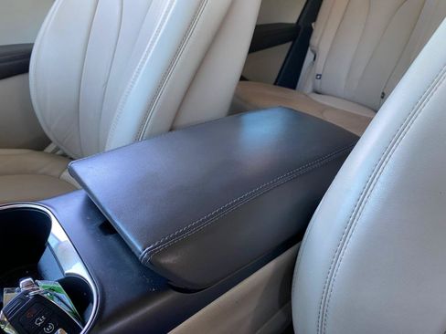Used 2019 Lincoln Nautilus Reserve FWD image 54