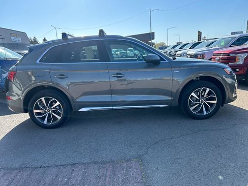 Used 2024 Audi Q5 2.0T Premium Plus AWD/4WD image 2