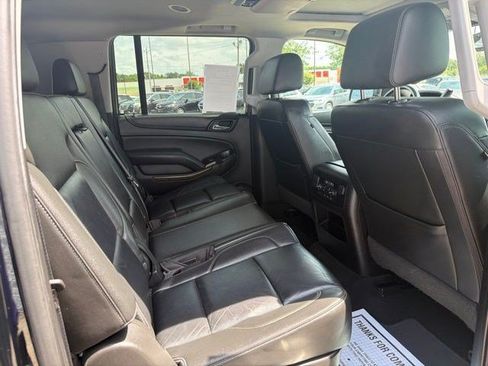 Used 2018 Chevrolet Suburban LT AWD/4WD image 21