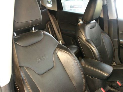 Used 2020 Jeep Compass Limited image 11