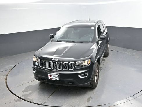 Used 2020 Jeep Grand Cherokee Laredo w/ Quick Order Package 2BN North AWD/4WD image 41