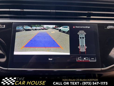 Used 2021 Audi Q8 Premium image 33