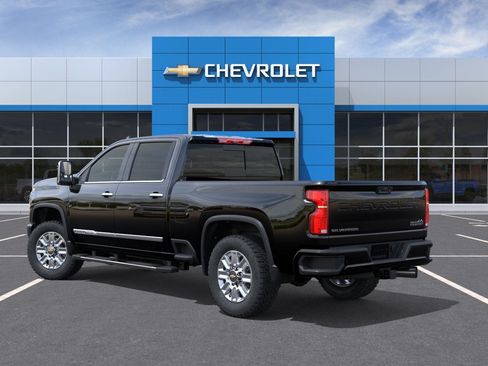 New 2026 Chevrolet Silverado 2500 High Country w/ High Country Premium Package AWD/4WD image 3