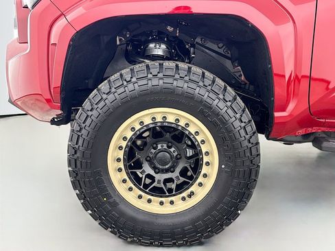 New 2025 Toyota Tacoma SR5 AWD/4WD image 32