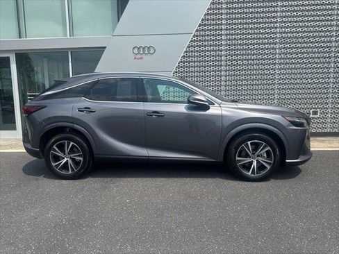 Used 2023 Lexus RX 350 Premium w/ Accessory Package AWD/4WD image 2