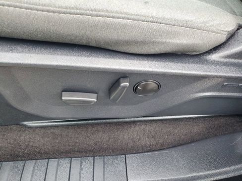 Used 2022 Ford F150 XLT w/ Equipment Group 302A High AWD/4WD image 7