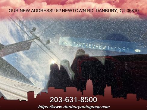 Used 2014 Toyota RAV4 XLE image 16