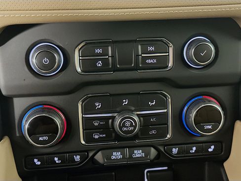 Used 2023 Chevrolet Tahoe Premier image 24