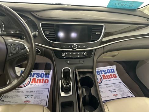 Used 2017 Buick LaCrosse Essence image 27