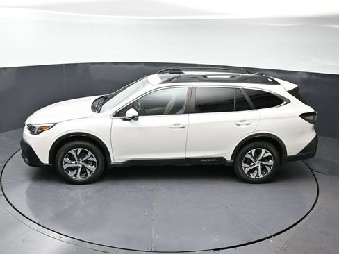 Used 2022 Subaru Outback Limited w/ Popular Package #2 AWD/4WD image 33
