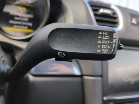 Used 2016 Porsche Cayman image 21