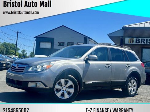 Used 2010 Subaru Outback 2.5i Premium AWD/4WD image 1
