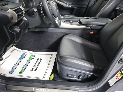 Used 2016 Lexus IS 200t image 13