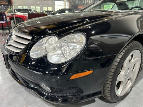 Used 2005 Mercedes-Benz SL 55 AMG image 18