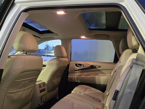 Certified 2019 INFINITI QX60 Luxe w/ Sensory Package image 12