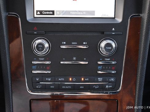 Used 2017 Lincoln Navigator Select AWD/4WD image 27