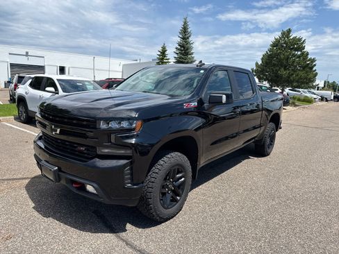 Used 2019 Chevrolet Silverado 1500 LT Trail Boss AWD/4WD image 4