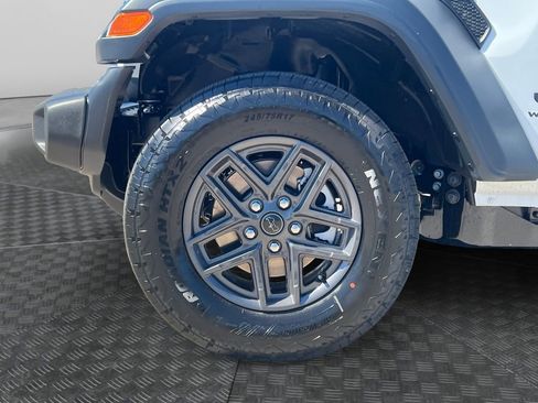 New 2026 Jeep Wrangler Sport AWD/4WD image 23