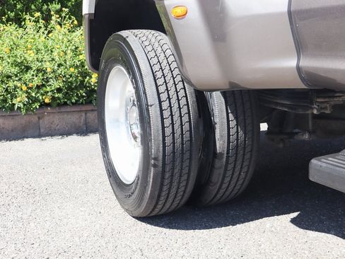 Used 2019 Ford F450 Lariat w/ Lariat Ultimate Package image 56