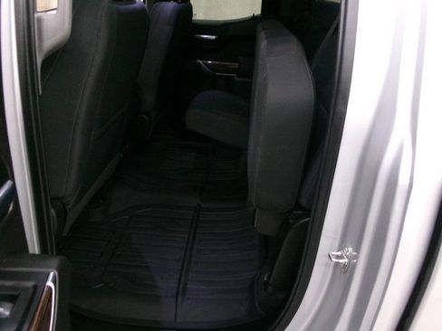 Used 2019 GMC Sierra 1500 SLE w/ SLE Value Package image 28