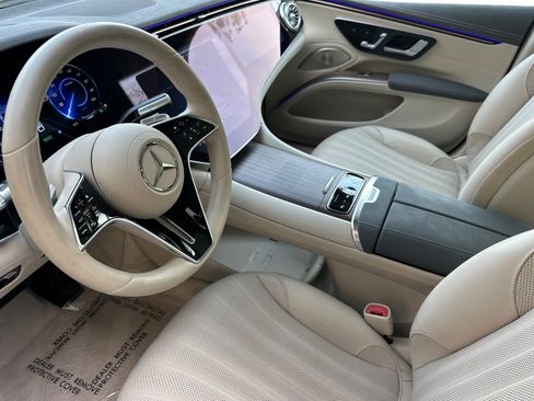 Used 2023 Mercedes-Benz EQS 580 4MATIC Sedan image 23