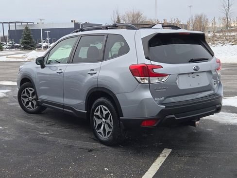 Used 2020 Subaru Forester Premium image 13