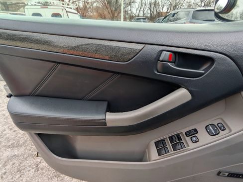 Used 2005 Toyota 4Runner Limited image 9