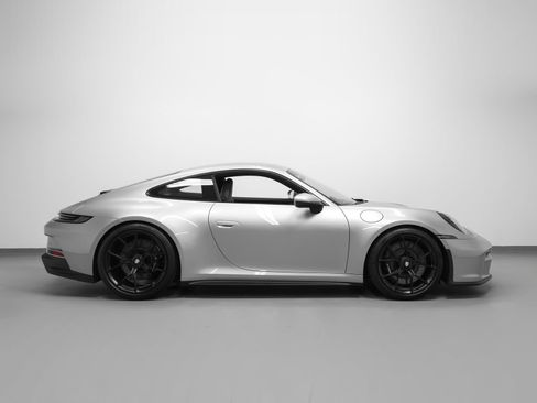Certified 2022 Porsche 911 GT3 RWD image 13